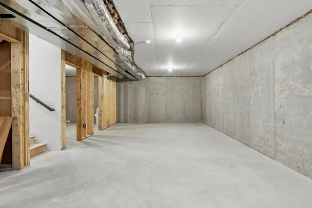 $589,000 | 5020 Airlake Draw, Woodbury, MN 55129