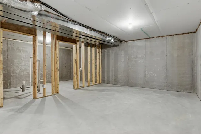 $589,000 | 5020 Airlake Draw, Woodbury, MN 55129