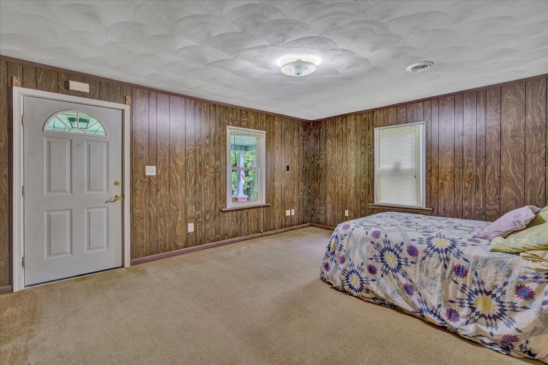 3993 Jae Valley Road Roanoke, VA 24014 - Photo 12 of 34 10-090820210010