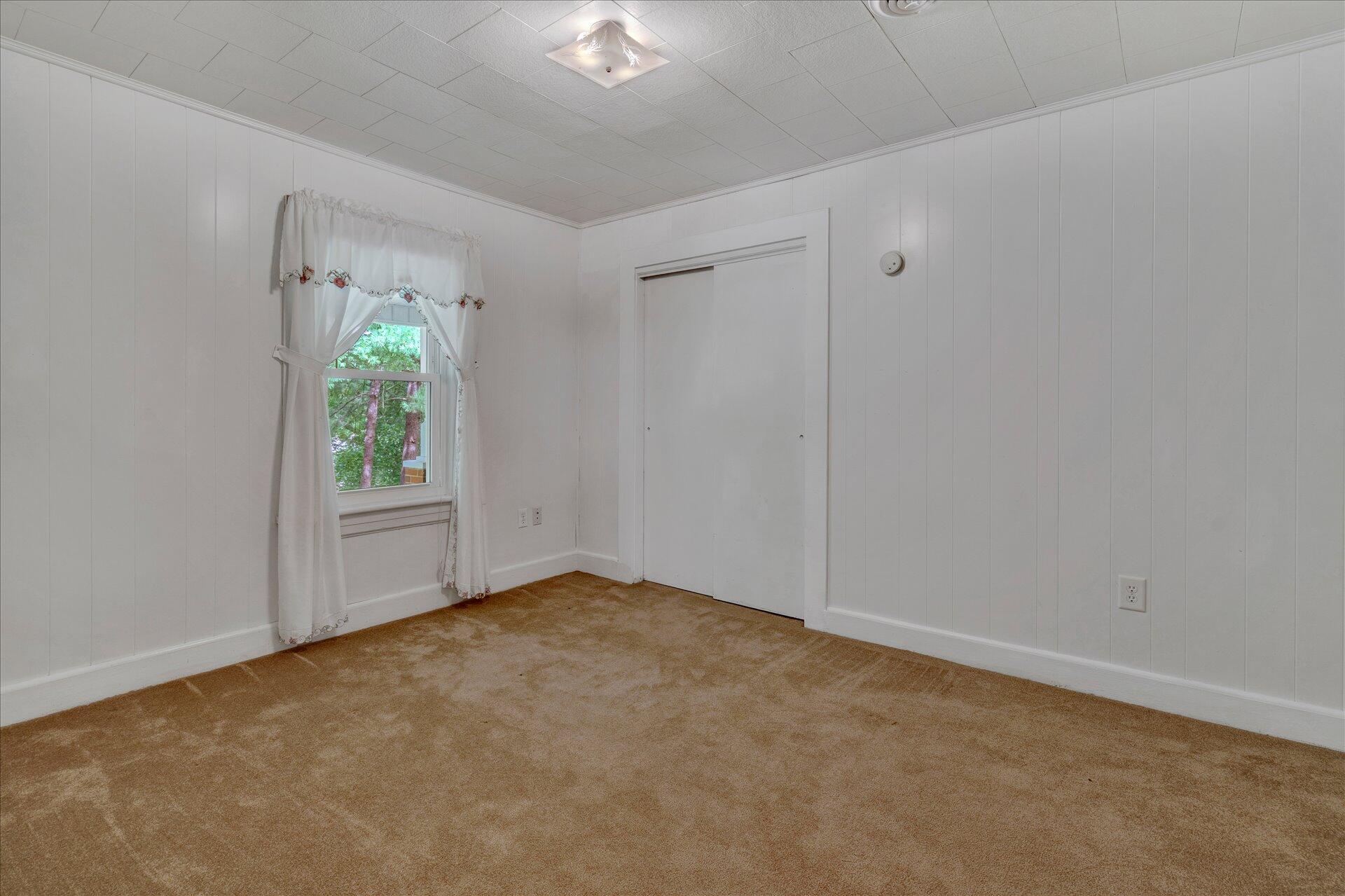 3993 Jae Valley Road Roanoke, VA 24014 - Photo 16 of 34 14-090820210014