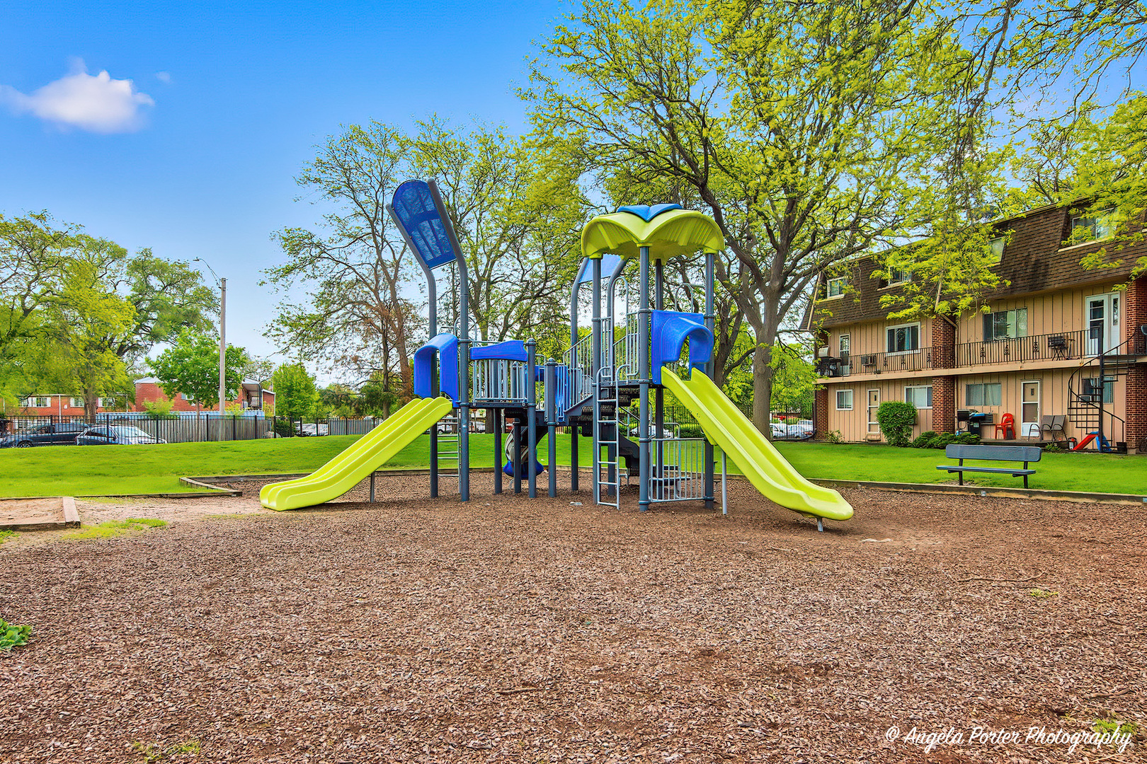 2504 West Algonquin Road, Unit 3 Rolling Meadows, IL 60008 - Photo 21 of 23 a view of park with entertaining space