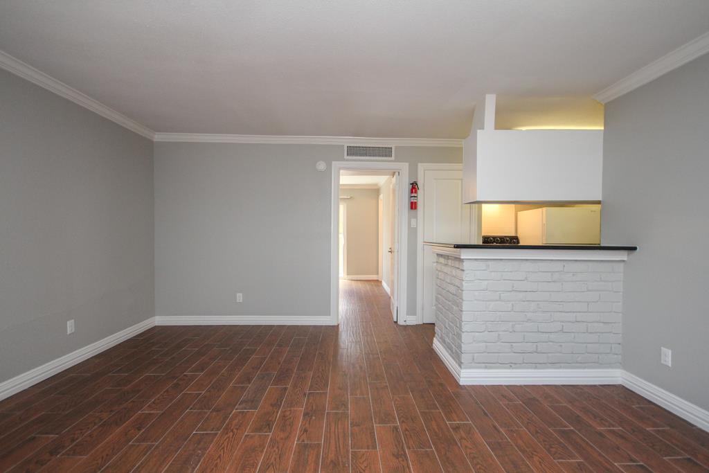 2011 Marshall Street, Unit 18 Houston, TX 77098 - Photo 11 of 18