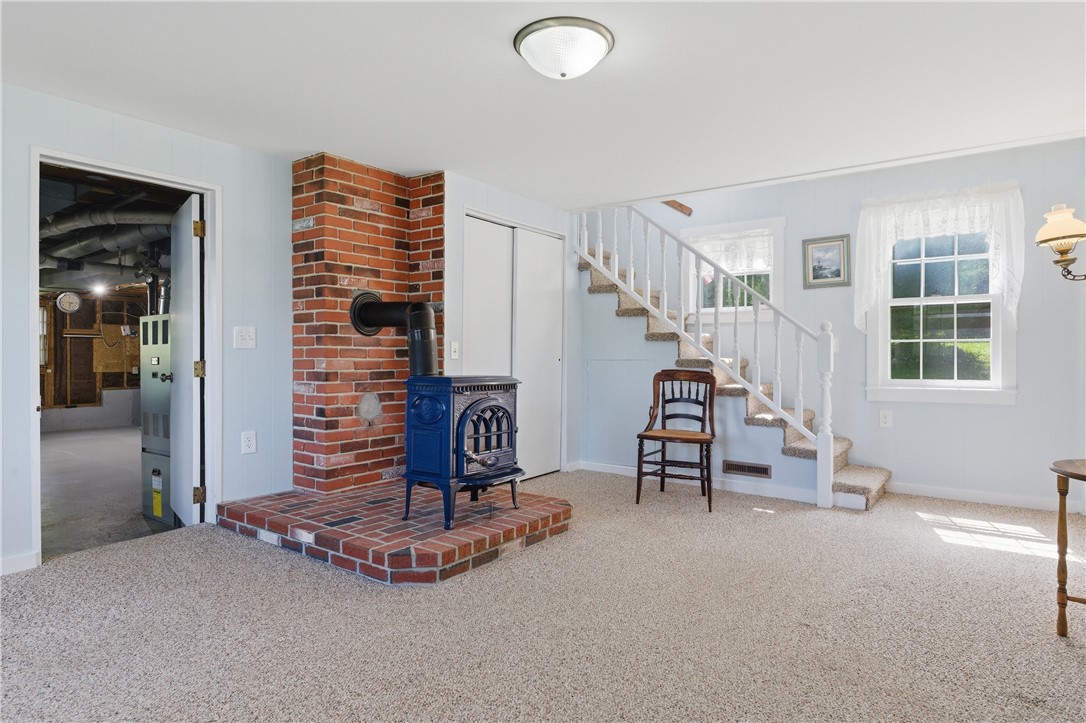585 Reservoir Road Burrillville, RI 02859 - Photo 31 of 49