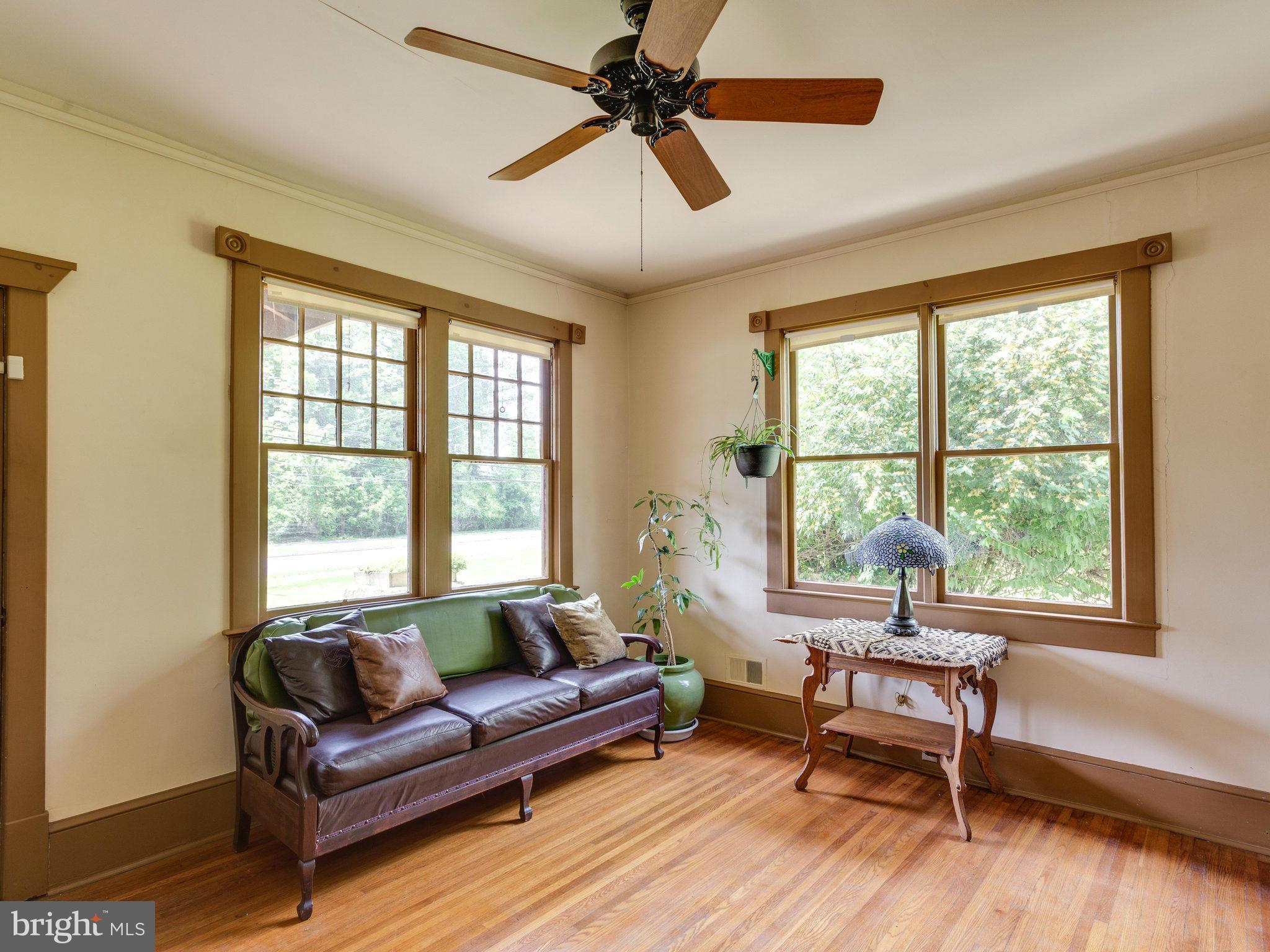 2706 Chain Bridge Road Vienna, VA 22181 - Photo 5 of 24 Interior (General)