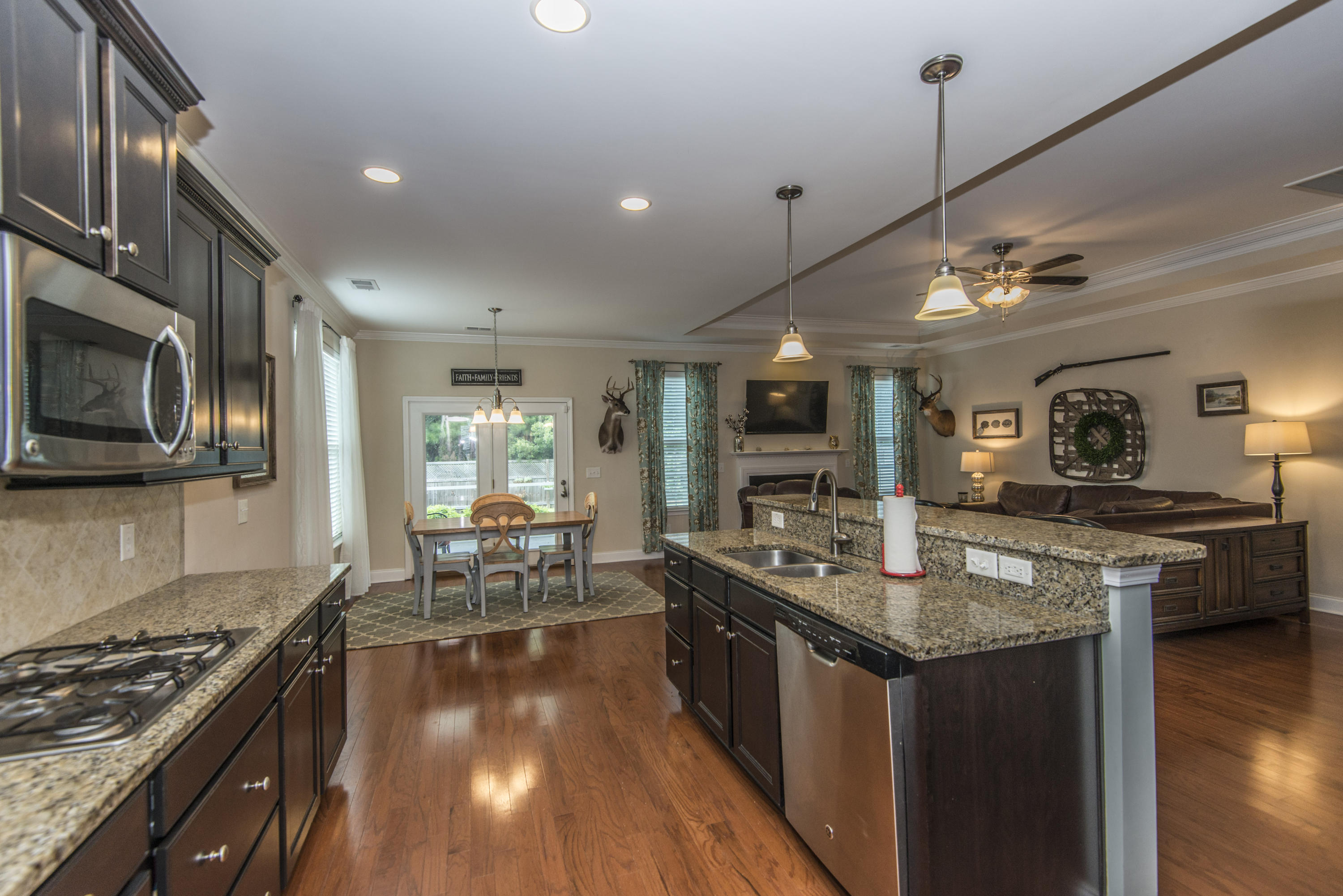 132 Royal Star Road Summerville, SC 29486 - Photo 5 of 33 _DSC8689