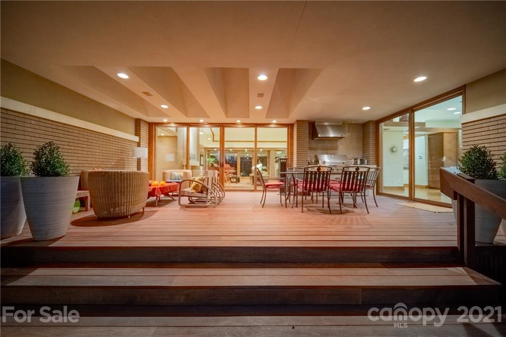 2827 Rothwood Drive Charlotte, NC 28211 - Photo 26 of 30 a view of living room with furniture