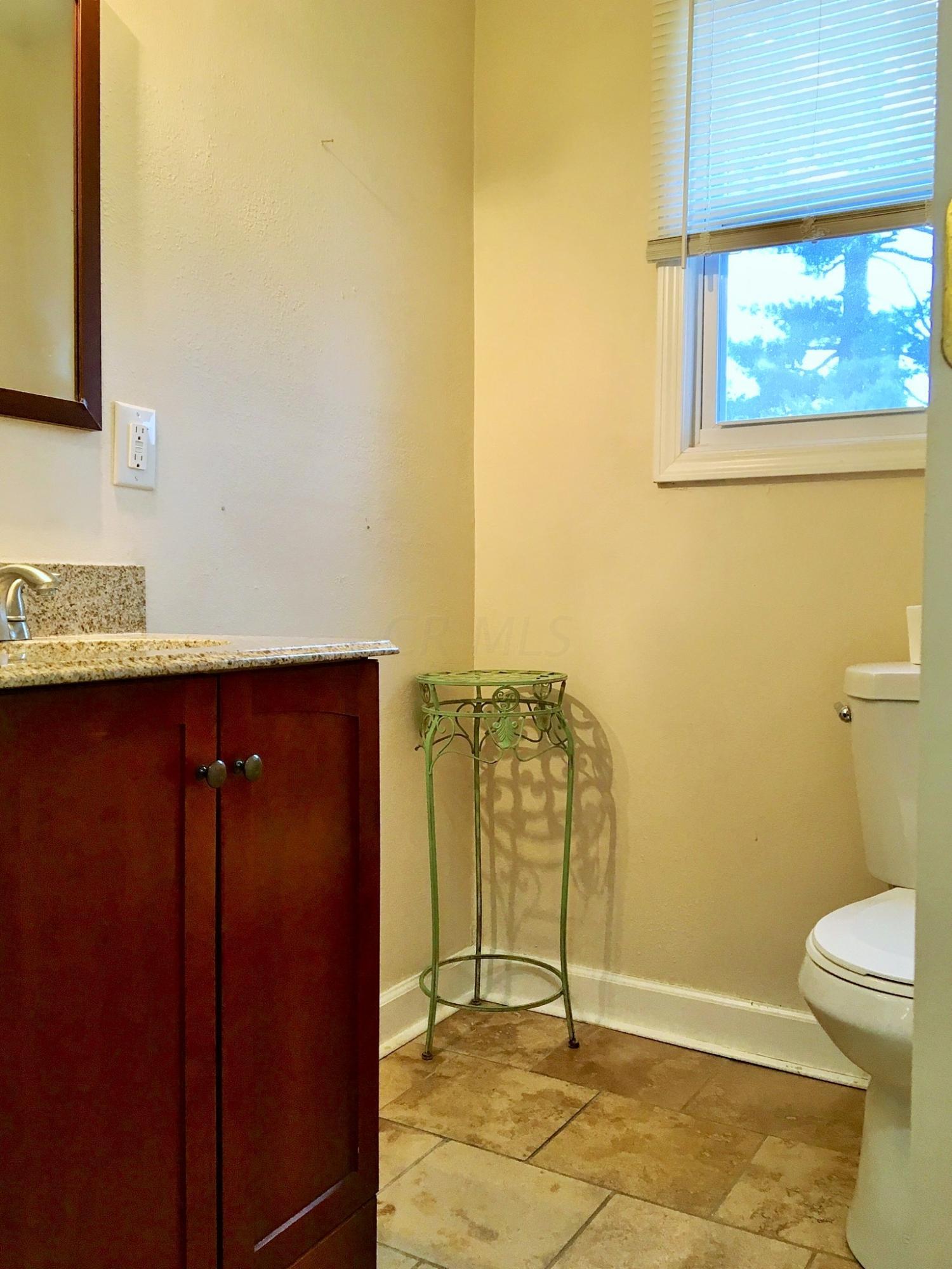 232 Rugg Avenue Newark, OH 43055 - Photo 12 of 14 Gallery Image 12