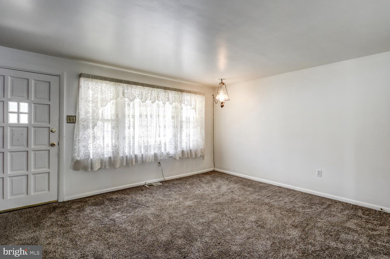 1234 Lampeter Road Lancaster, PA 17602 - Photo 17 of 39 Gallery Image 17