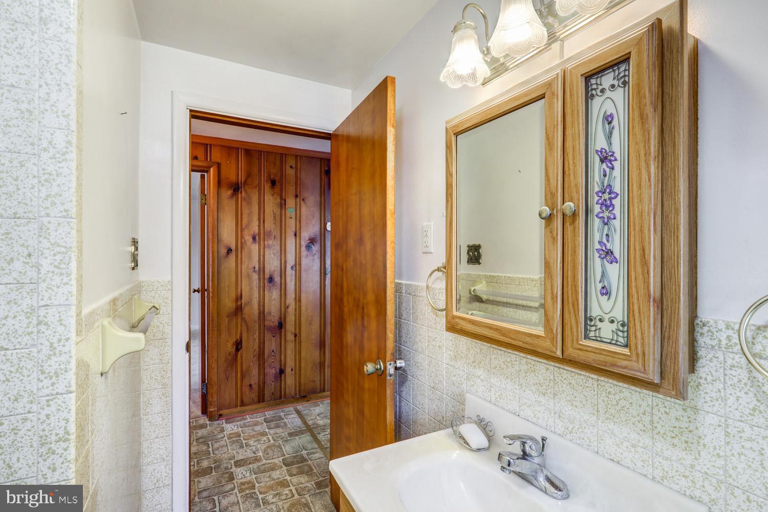 1234 Lampeter Road Lancaster, PA 17602 - Photo 28 of 39 Gallery Image 28