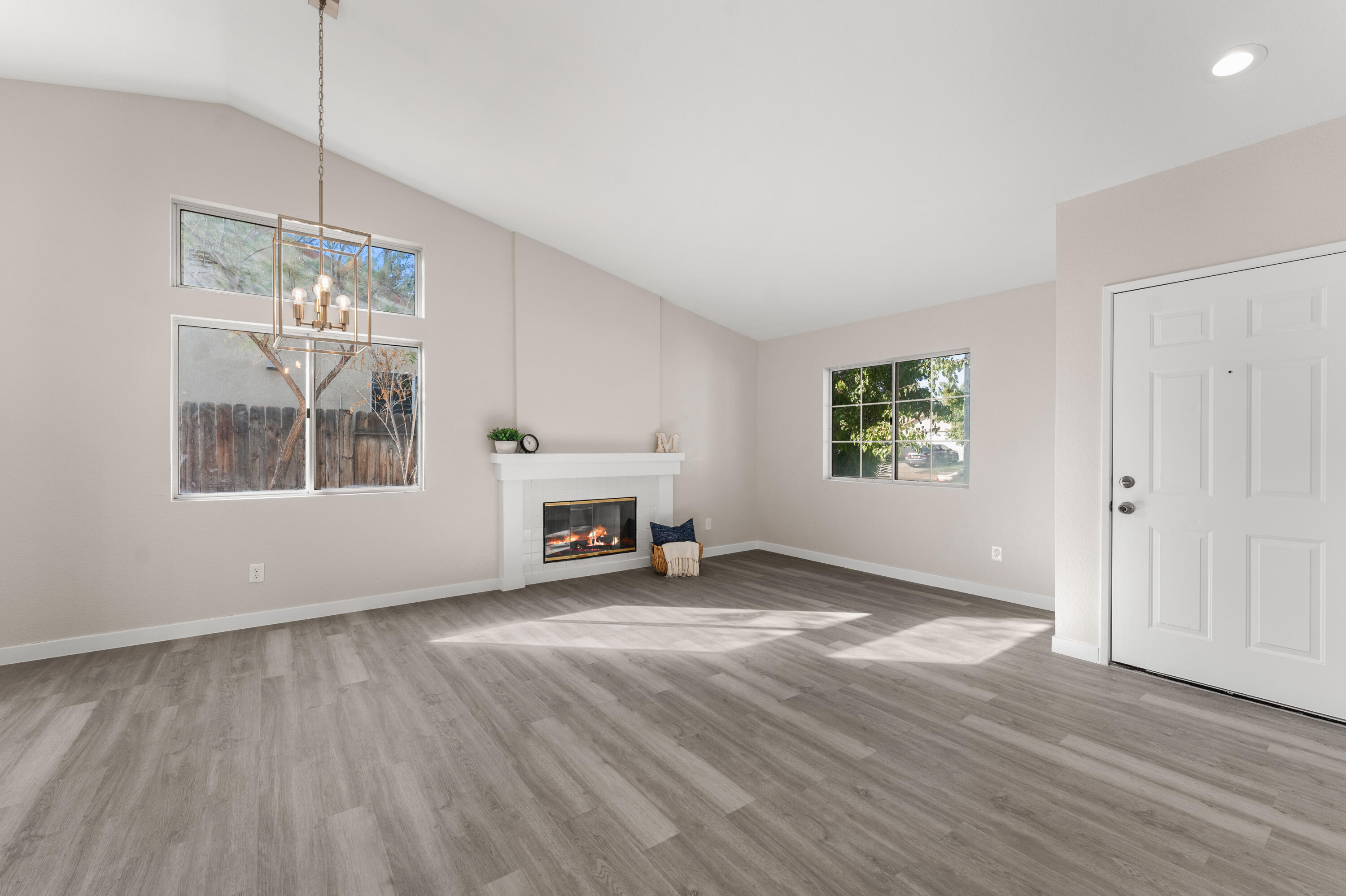 3222 Quarry Road Palmdale, CA 93550 - Photo 4 of 29 Quarry Rd-4