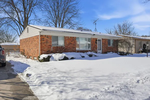 $275,000 | 50673 Jim Drive, Chesterfield, MI 48047