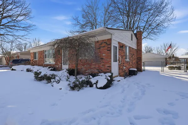 $275,000 | 50673 Jim Drive, Chesterfield, MI 48047