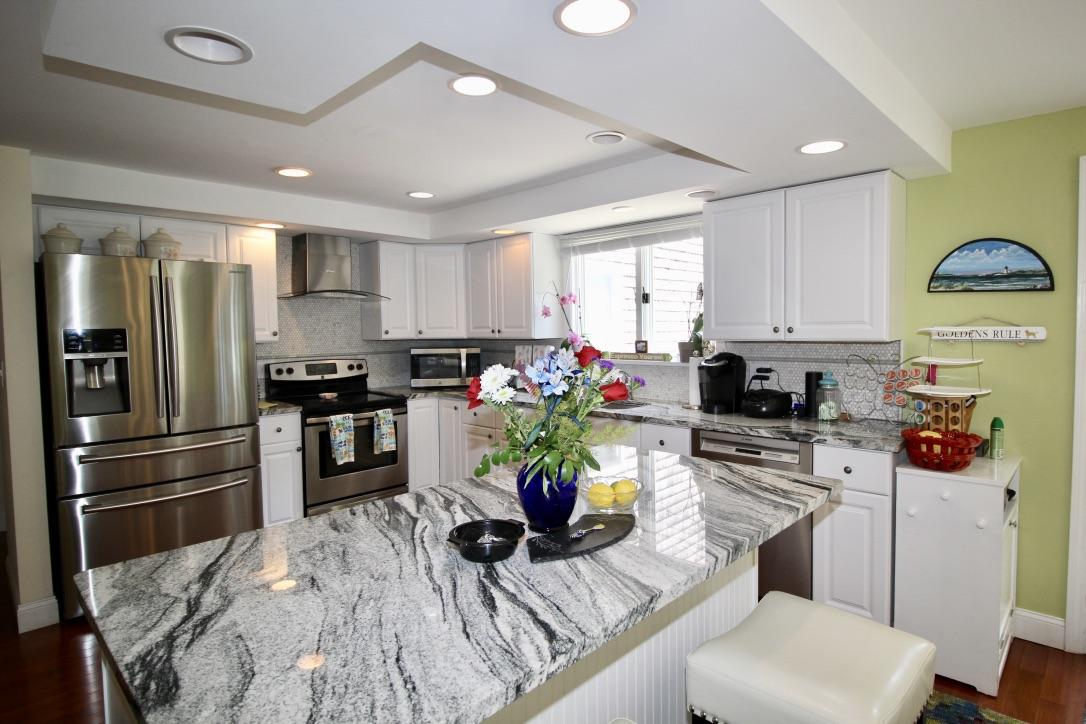 10 Lan Road Sandwich, MA 02563 - Photo 11 of 35 GFMKmBlxT+23kAVz05C9gA_thumb_98a3