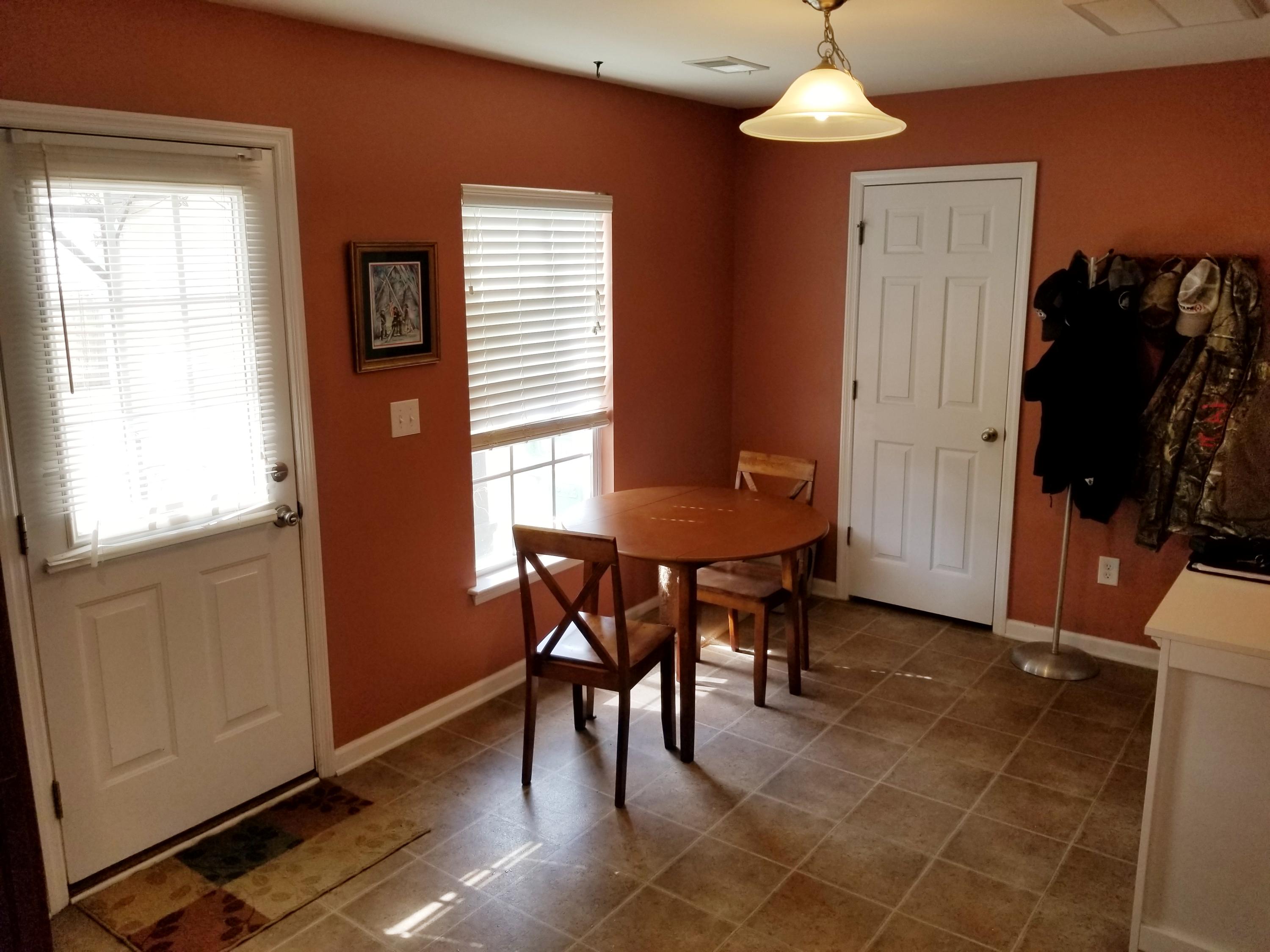 1119 Flyway Road Summerville, SC 29483 - Photo 9 of 21 20190310_145757
