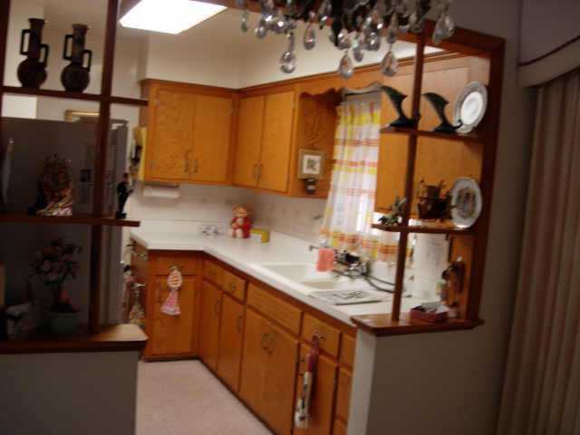 2219 Edgevale Road Columbus, OH 43221 - Photo 2 of 5