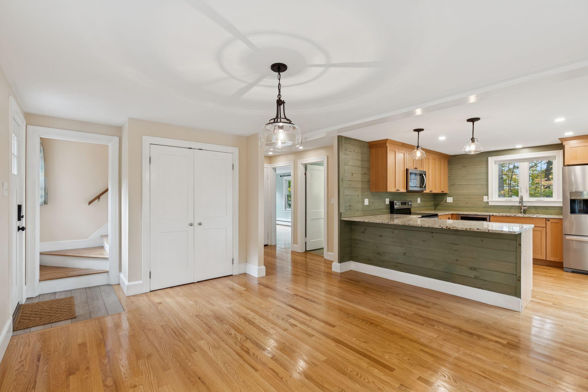 204 Preble Street South Portland, ME 04106 - Photo 21 of 58 DSC09133