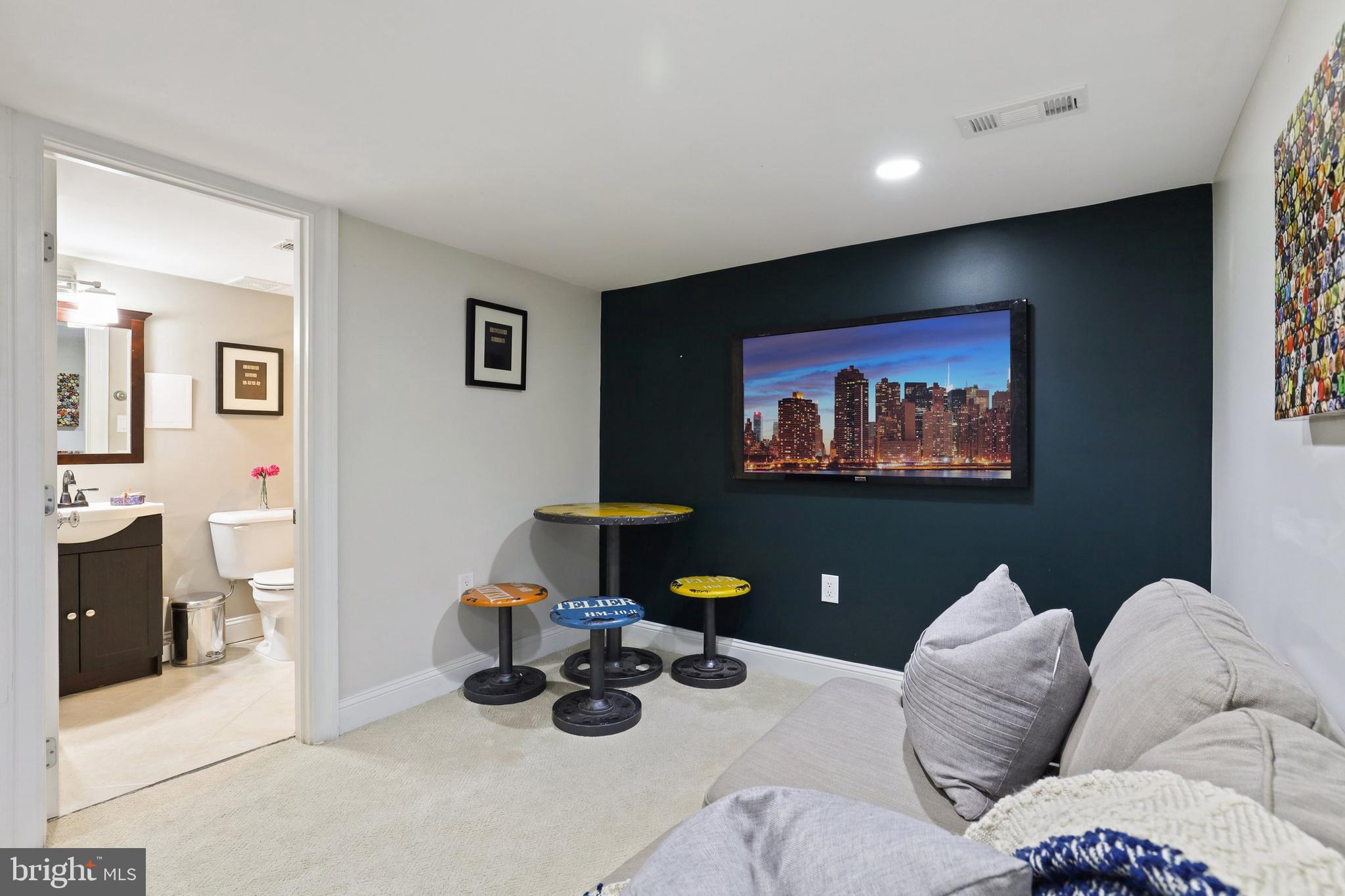 810 L Street Northeast Washington, DC 20002 - Photo 33 of 45 Gallery Image 33