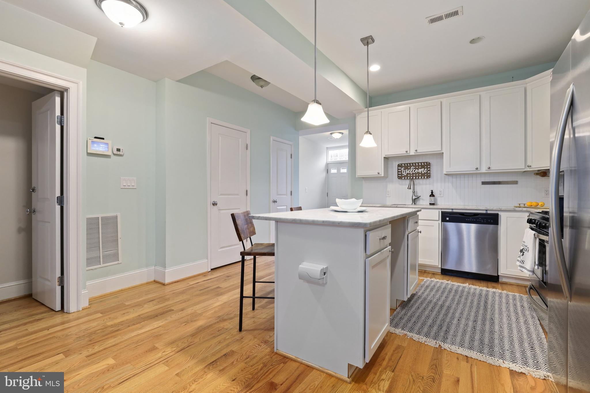 810 L Street Northeast Washington, DC 20002 - Photo 8 of 45 Gallery Image 8