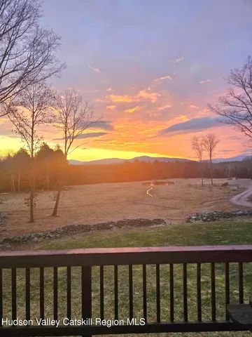 $995,000 | 89 Zinno Road, Ashland, NY 12496