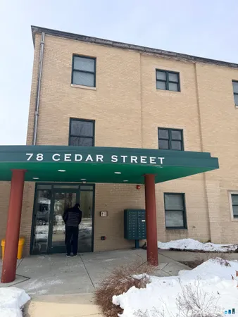 $1,500 | 78 Cedar Street, Unit 201, Branford, CT 06405