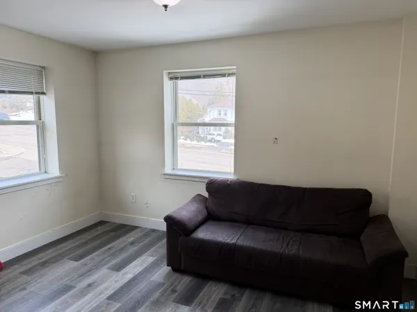 $1,500 | 78 Cedar Street, Unit 201, Branford, CT 06405