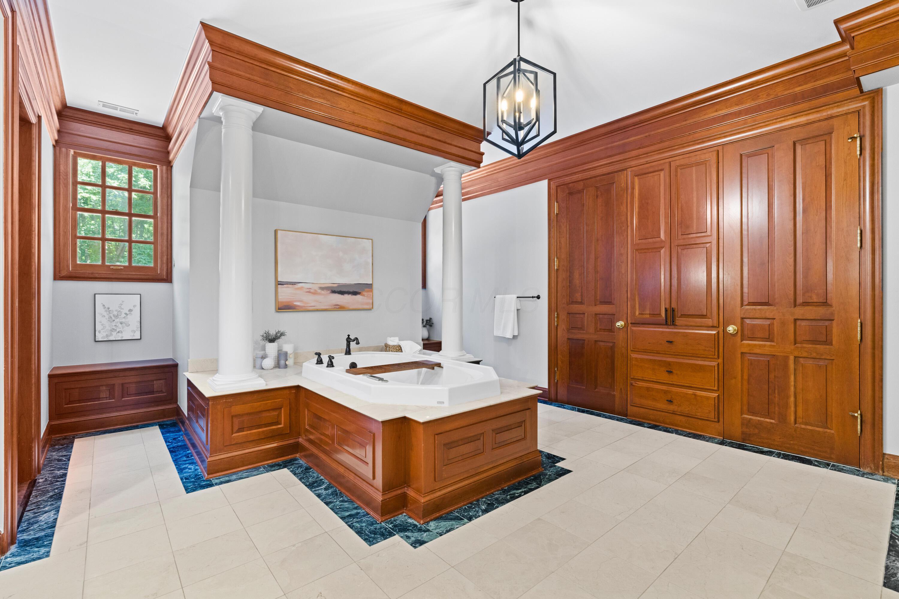 5455 Plantation Road Sunbury, OH 43074 - Photo 82 of 176 Primary Bath