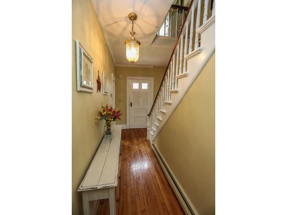 56 Tsienneto Road Derry, NH 03038 - Photo 22 of 34