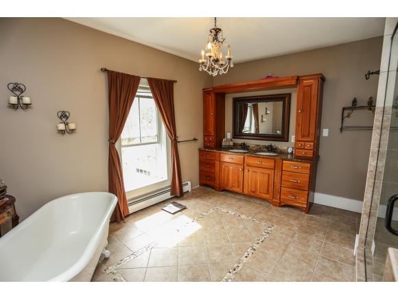 56 Tsienneto Road Derry, NH 03038 - Photo 27 of 34
