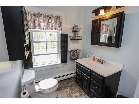 56 Tsienneto Road Derry, NH 03038 - Photo 29 of 34