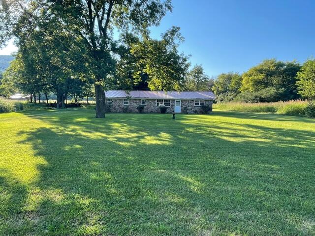 2579 West Valley Road Dunlap, TN 37327 - Photo 1 of 15 Front