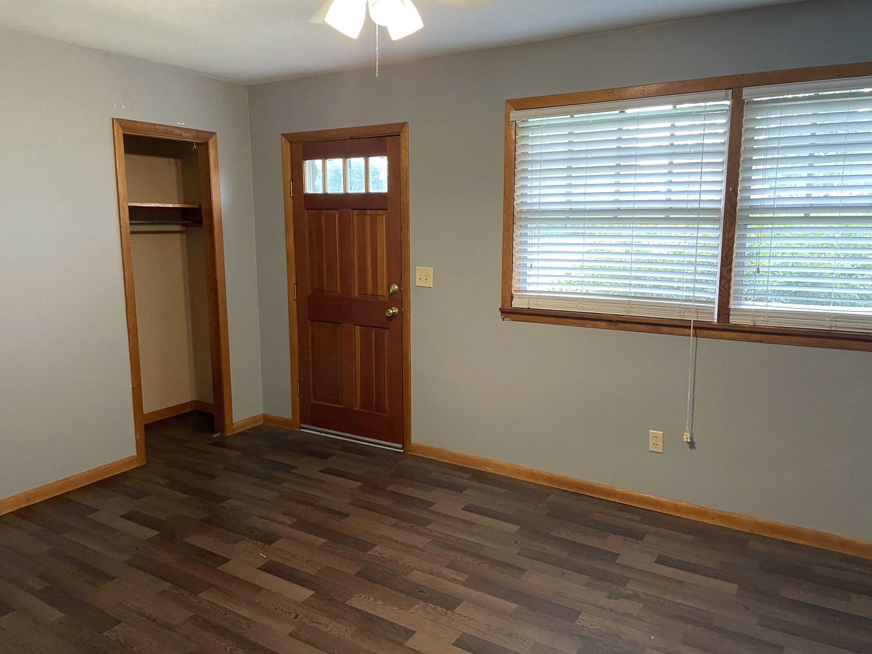 2579 West Valley Road Dunlap, TN 37327 - Photo 6 of 15 Living room