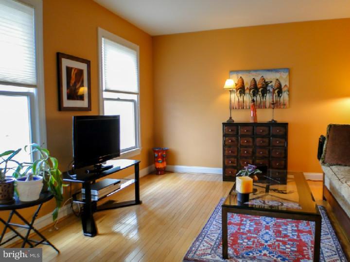 1495 Brookfield Road Yardley, PA 19067 - Photo 3 of 18 Gallery Image 3