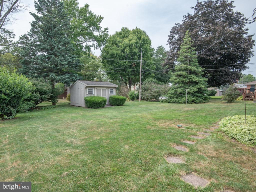 5960 Leebel Road East Petersburg, PA 17520 - Photo 40 of 44