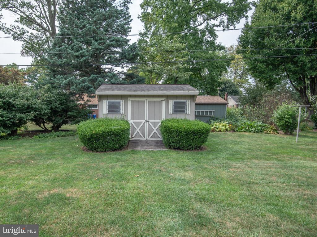 5960 Leebel Road East Petersburg, PA 17520 - Photo 41 of 44