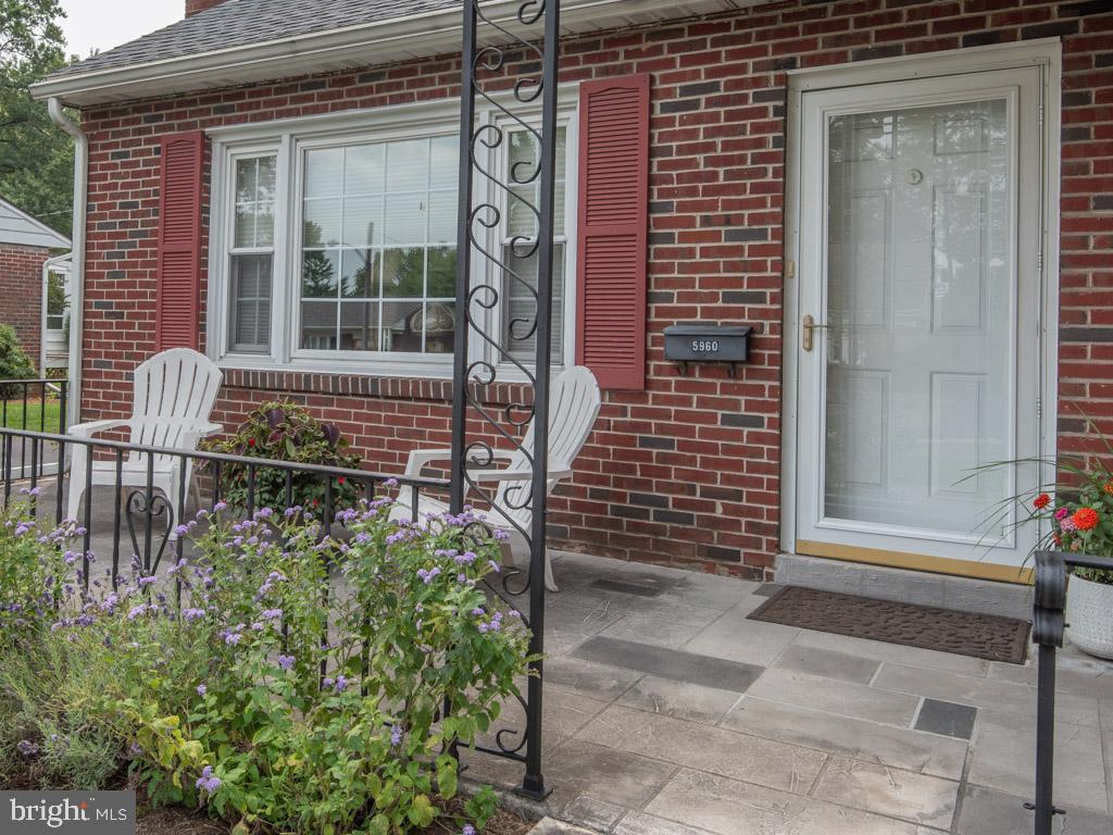 5960 Leebel Road East Petersburg, PA 17520 - Photo 5 of 44