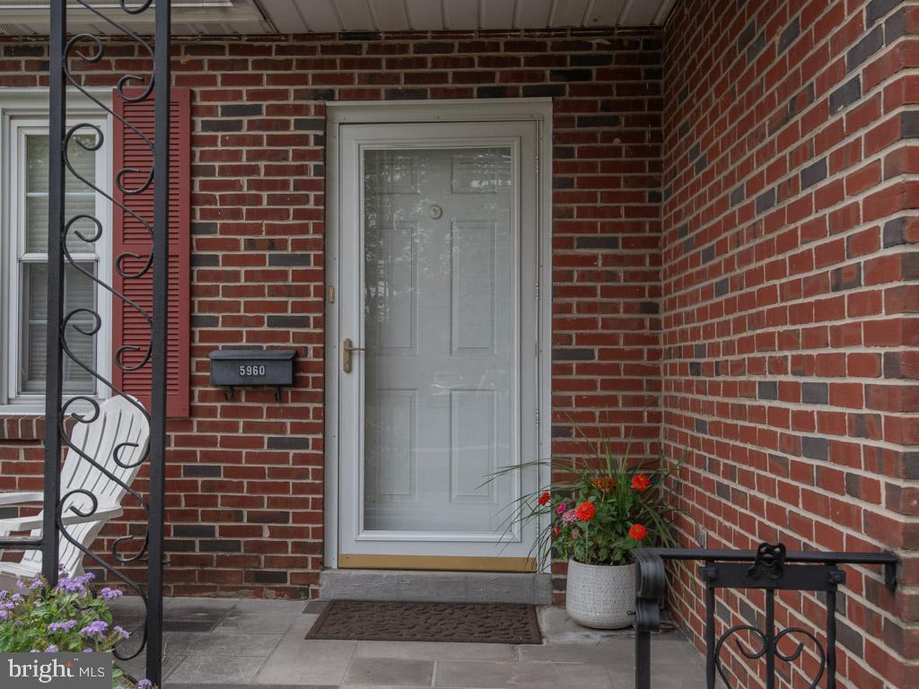 5960 Leebel Road East Petersburg, PA 17520 - Photo 7 of 44