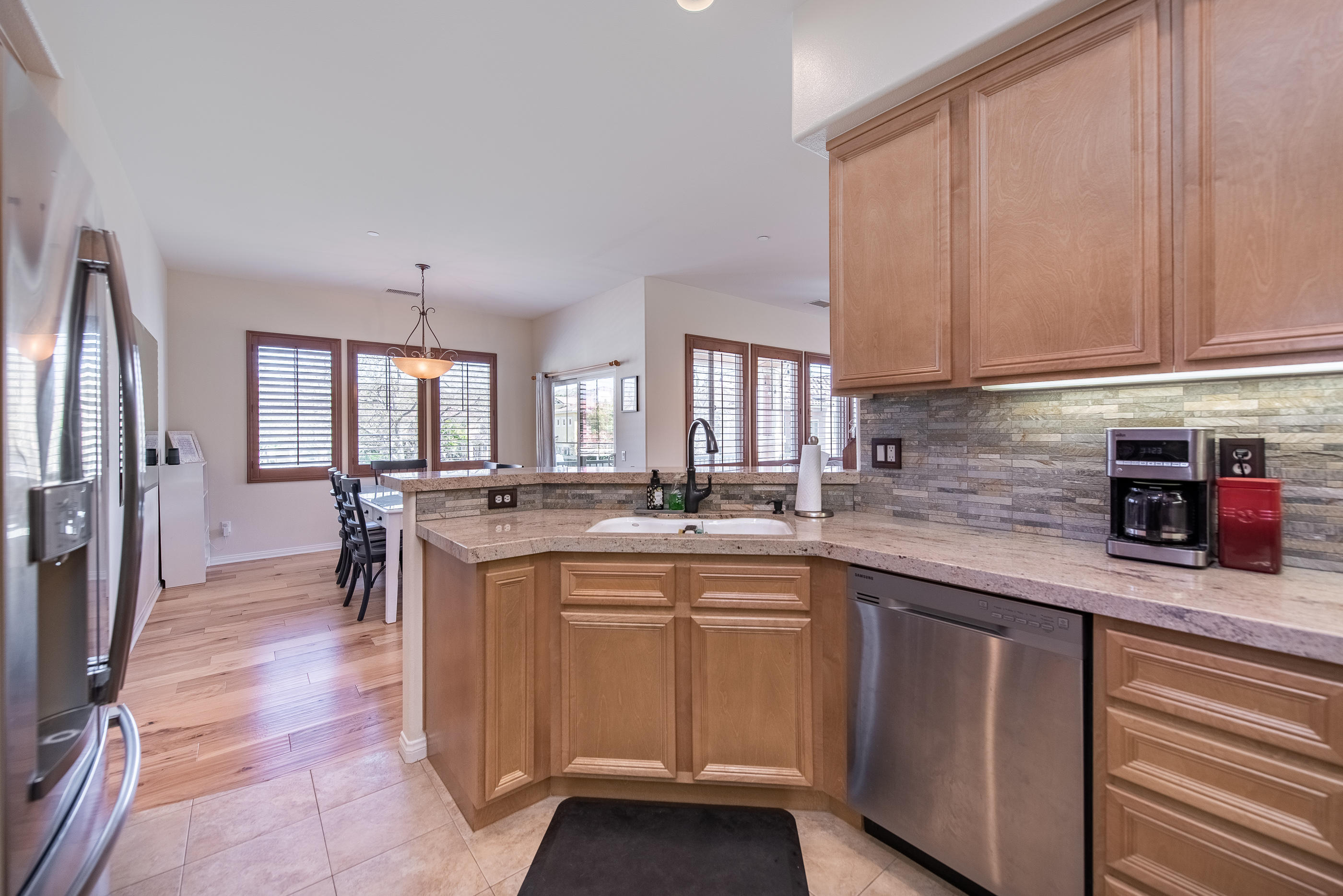 4152 Orontes Way, Unit A Simi Valley, CA 93063 - Photo 10 of 32 4152 Orontes Way Simi Valley Unit A-12