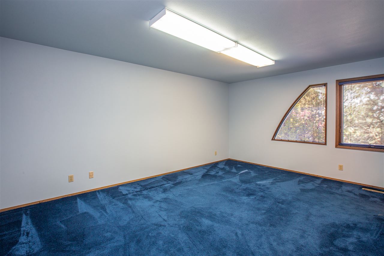 4002 South Chapman Road Greenacres, WA 99016 - Photo 32 of 50