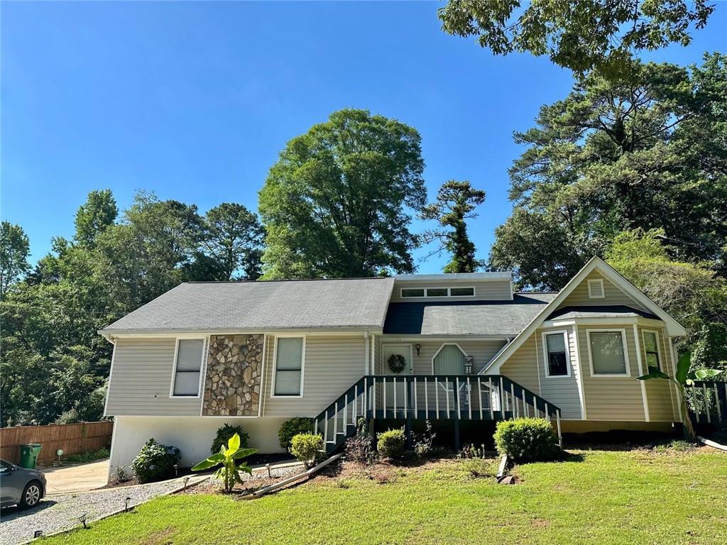 756 Post Rd Way Stone Mountain, GA 30088 - Photo 2 of 43