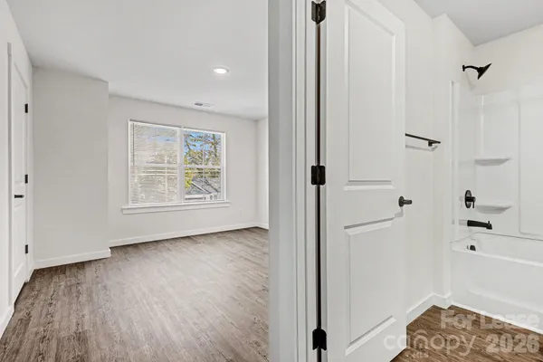 $1,750 | 104 10th Avenue Southeast, Hickory, NC 28602