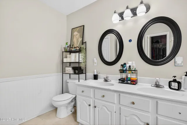 $265,000 | 202 Quail Creek Court, Hubert, NC 28539