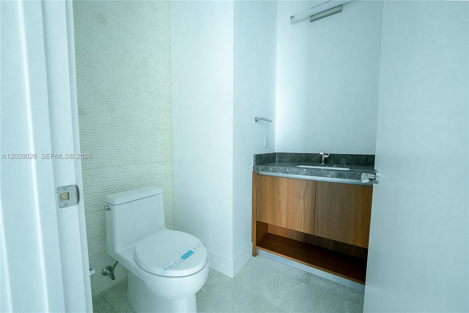 175 Southeast 25th Road, Unit 2704 Miami, FL 33129 - Photo 25 of 26