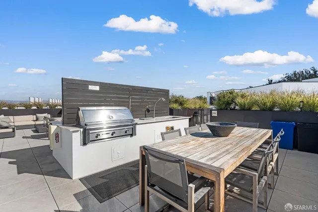 $940,000 | 1 Bristol Court, Unit 422, San Francisco, CA 94130