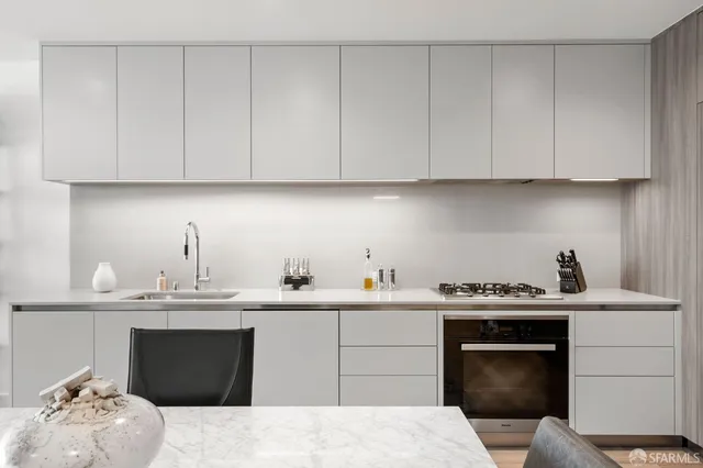 $940,000 | 1 Bristol Court, Unit 422, San Francisco, CA 94130