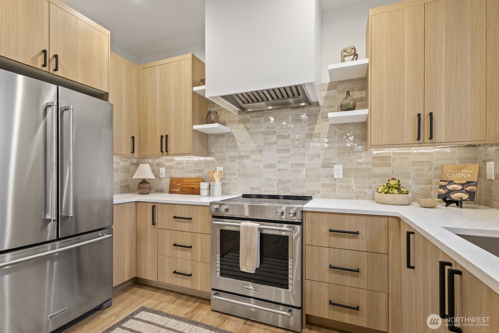 2769 59th Avenue Southwest, Unit B Seattle, WA 98116 - Photo 18 of 32