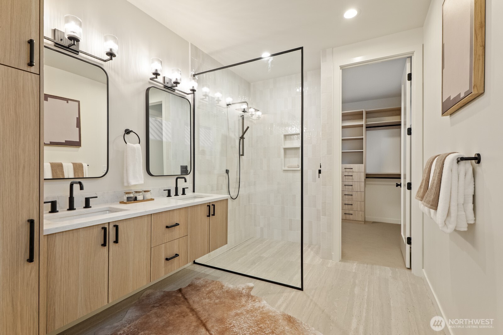 2769 59th Avenue Southwest, Unit B Seattle, WA 98116 - Photo 23 of 32