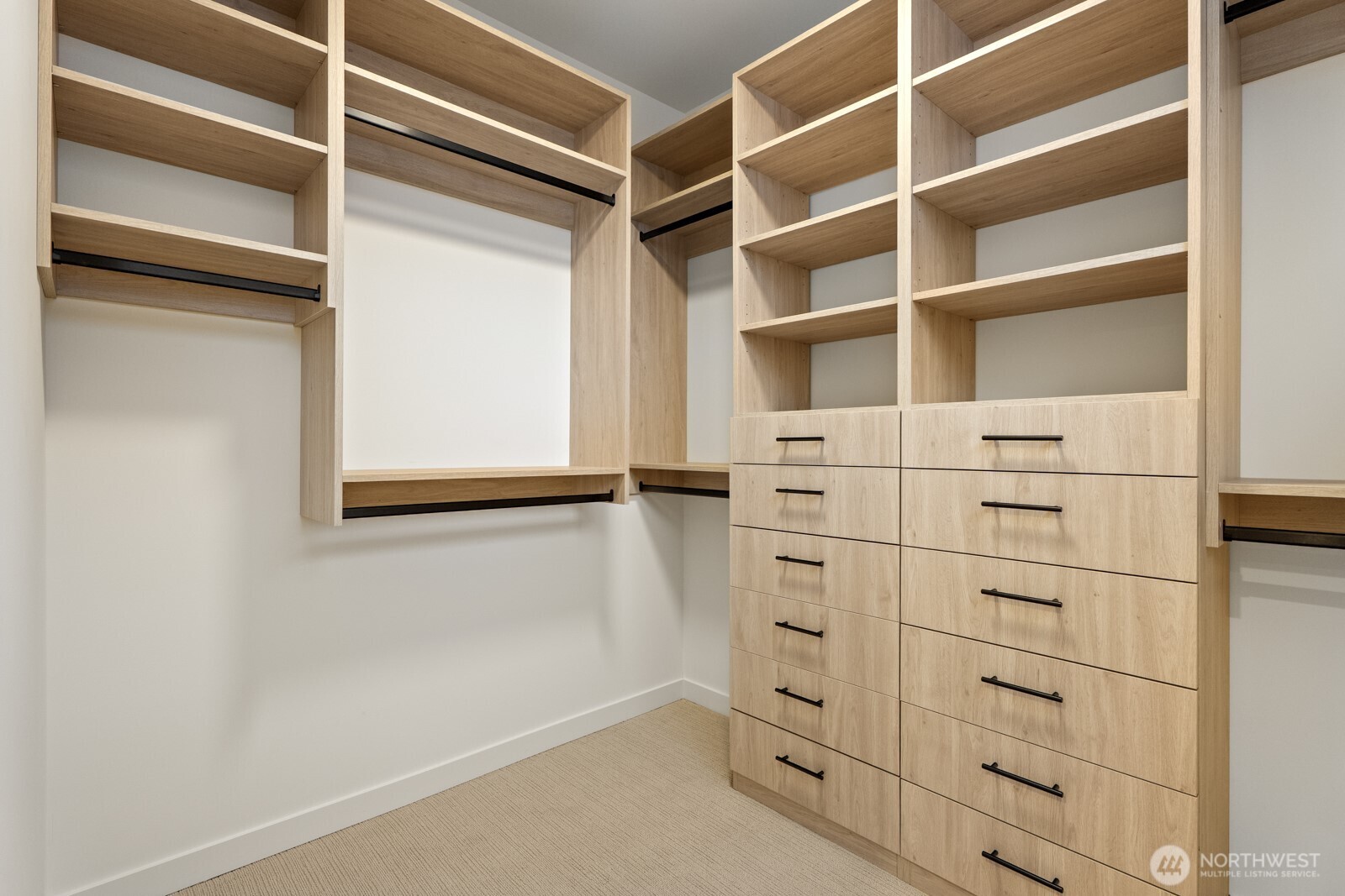 2769 59th Avenue Southwest, Unit B Seattle, WA 98116 - Photo 24 of 32