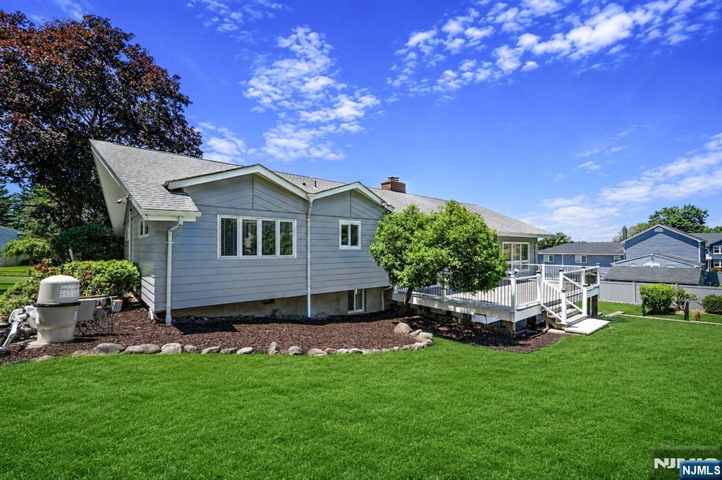 128 Beverly Road Fairfield, NJ 07004 - Photo 8 of 44