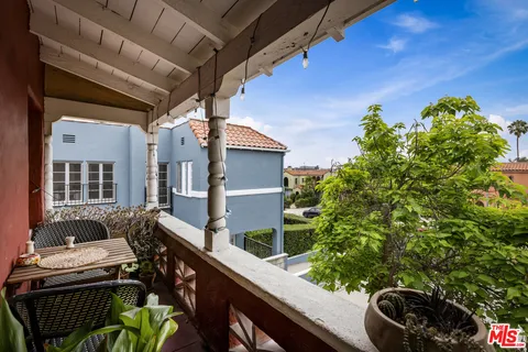 $1,995,000 | 844 South Curson Avenue, Los Angeles, CA 90036