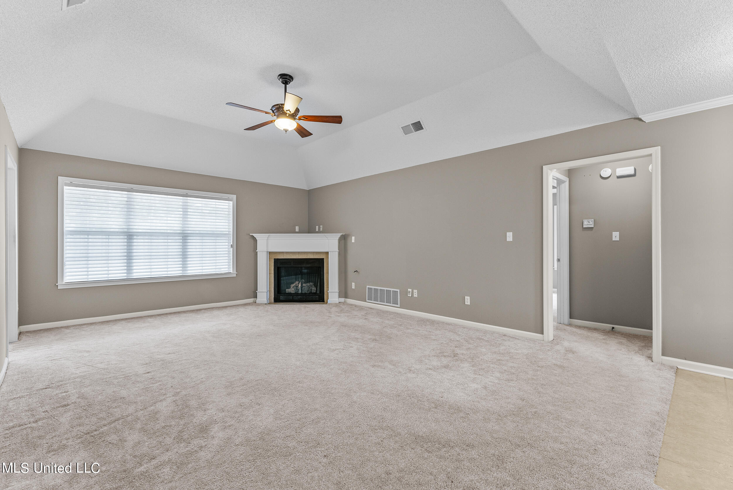 1675 Mason Drive Hernando, MS 38632 - Photo 6 of 26 1675 mason dr-interior-04